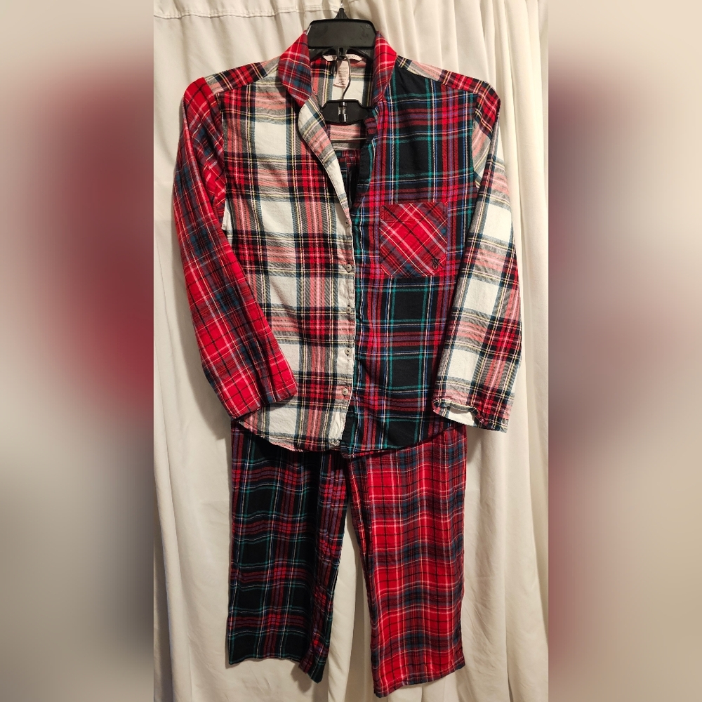 Plaid Victoria's secret Pink label Plaid  Pajamas Set, Red and Black XS